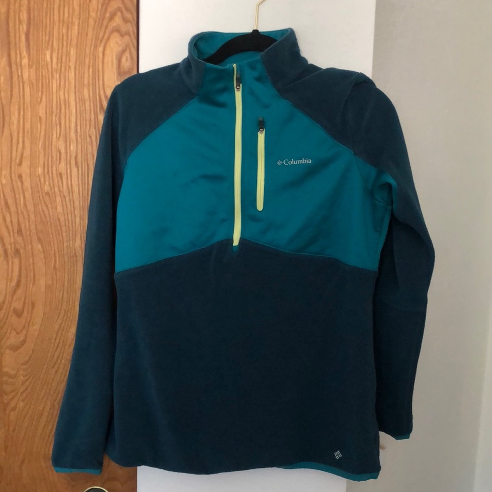 Columbia half zip athletic sweatshirt